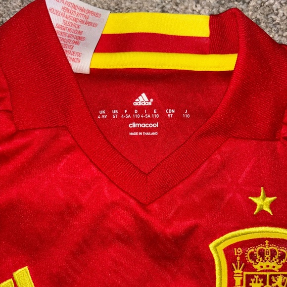 NWOT Spain Soccer Jersey Size 5T - Picture 3 of 6